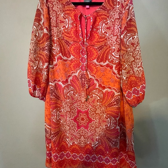 Plus Size Tie Neck Printed Dress - Picture 7 of 9